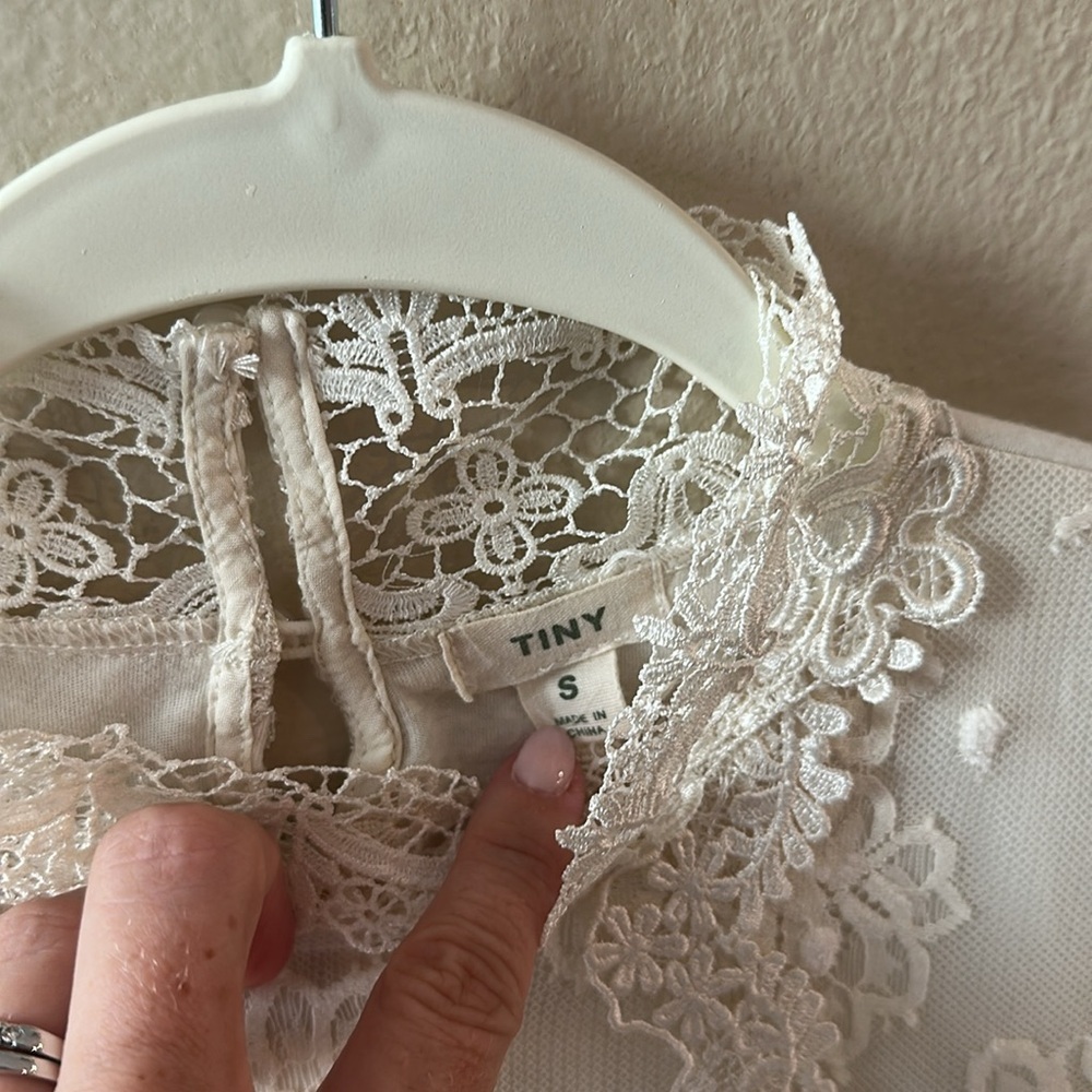 Anthropologie Tiny Oriana Long-Sleeve Lace blouse Top size small IVORY - Picture 4 of 8